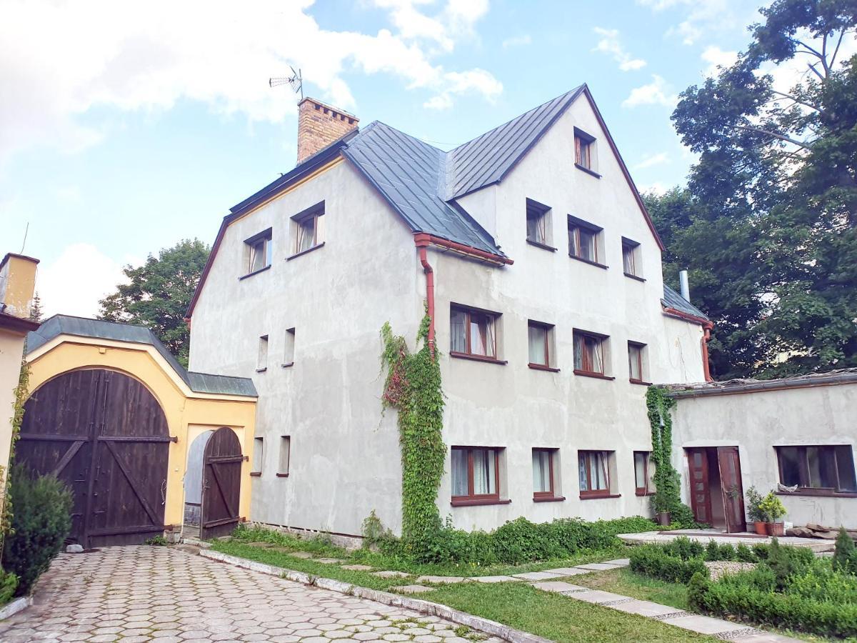 Zamek Miedzylesie酒店 客房 照片